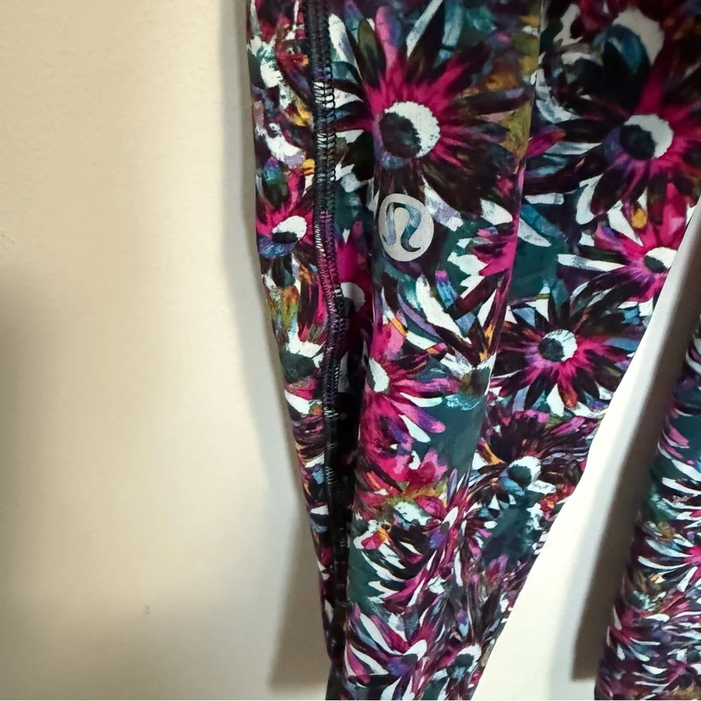 Lululemon Base Pace High-Rise Tight 28